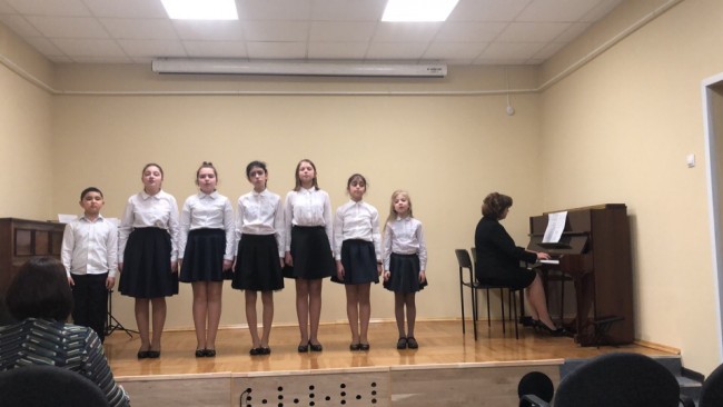 Музыкальная школа алябьева коломна. Музыкальная школа алябьева. Хор в ликино-дулево музыкальная школа. Музыкальная школа алябьева коломна. А.